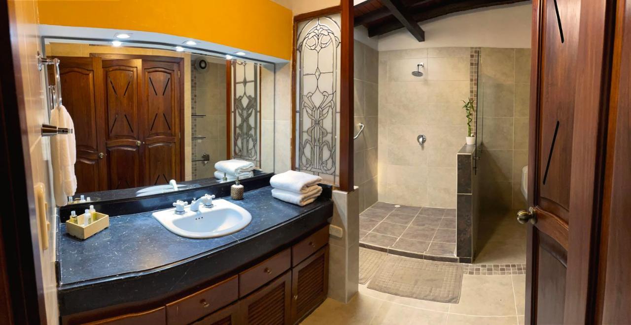 מדיין Hotel Casa Sonata מראה חיצוני תמונה